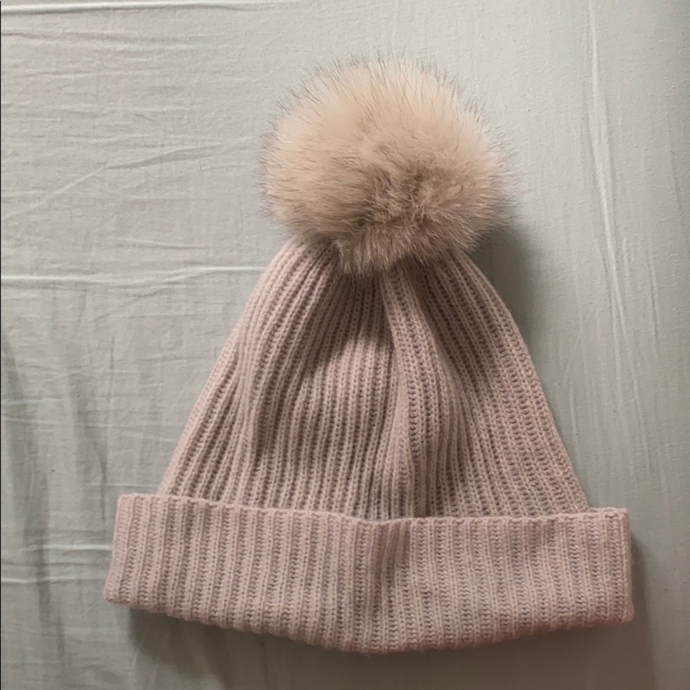 Dove grey cashmere beanie with fox fur pom pom